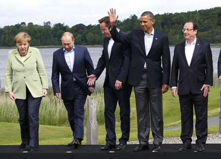 Tổng thống Nga Putin (thứ hai từ trái sang) tại cuộc họp G8 năm ngoái.
